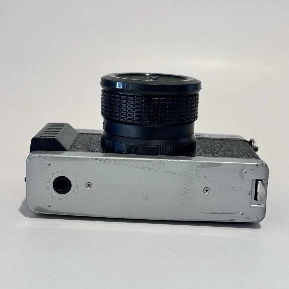 Vintage Capital 35MM Point & Shoot Retro Camera MX-11 w Case Strap‎ Original Box
